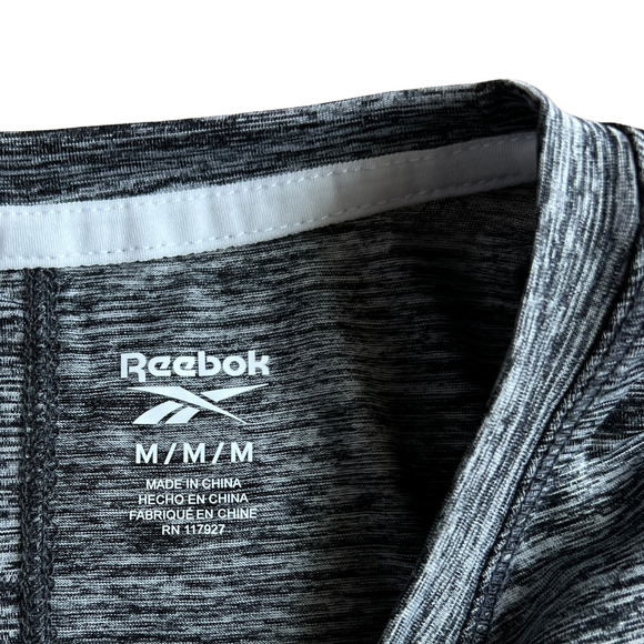 Reebok Black Heather Vector Throwback Tee Shirt NEW Size Medium - Picture 2 of 6